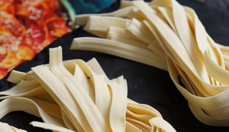 鮮面條市場發(fā)展趨勢如何？如何在細(xì)微中尋找面條的差異？