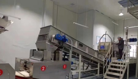 民以食為天：?？萍褣烀嫔a(chǎn)線助力民天食品走出國門